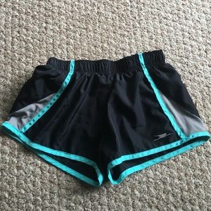 Child med running shorts