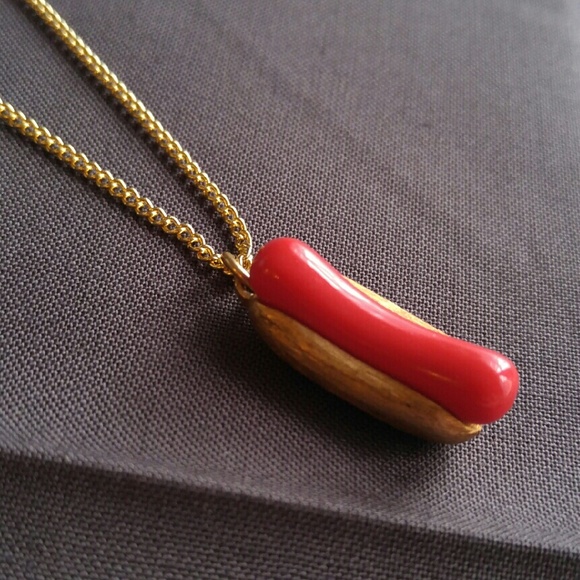 hot dog necklace