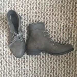 Sonoma ankle high boots