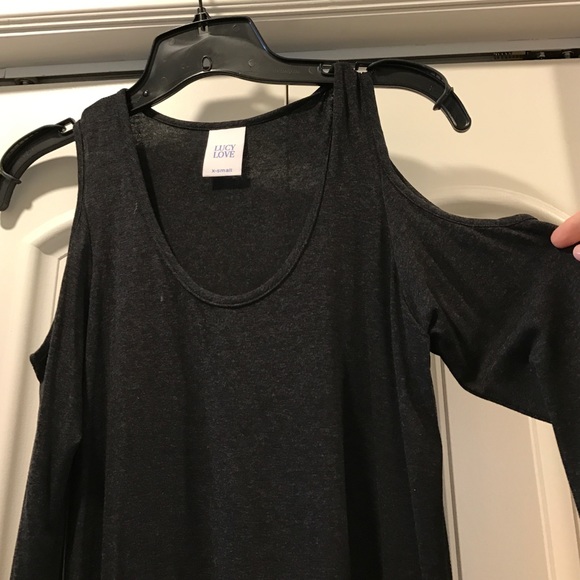 NWOT Shoulder cut out long sleeve gray top - Picture 3 of 4
