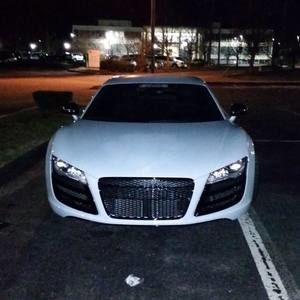 Meet your Posher, Chase