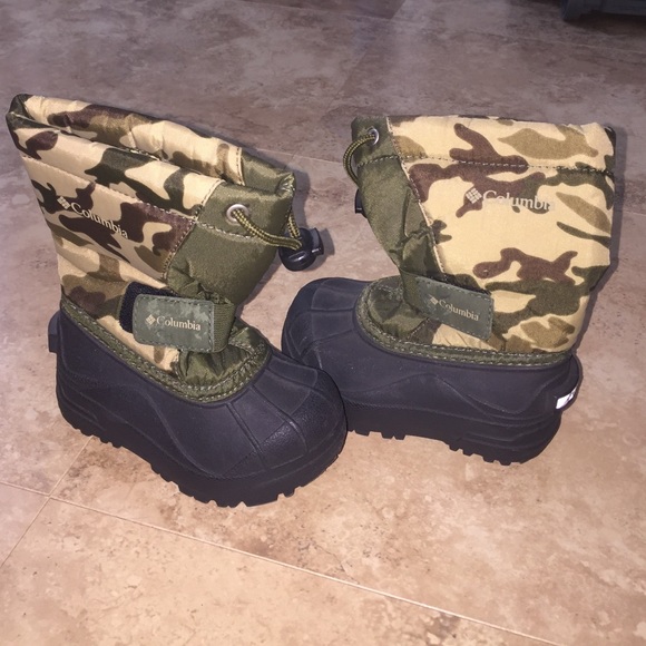 Columbia Snow Boots size 7 Toddler