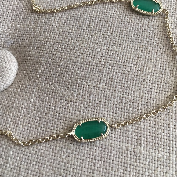 Kendra Scott Kelsie Necklace in Gold and Green - Picture 2 of 3