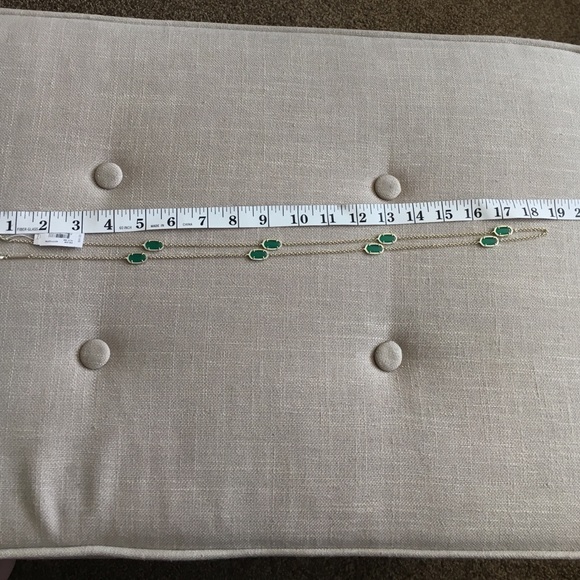 Kendra Scott Kelsie Necklace in Gold and Green - Picture 3 of 3