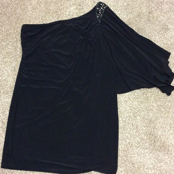 R&M Richards black one shouldered dress