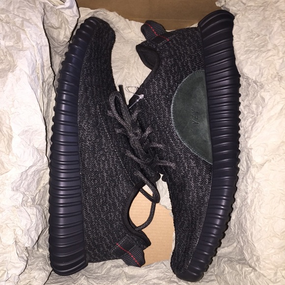 YEEZY 350 BOOST PIRATE BLACK