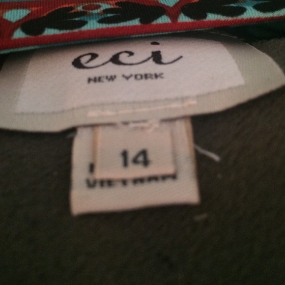 Easy, comfy dress!! - Picture 3 of 3