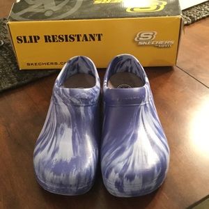 Safety slip resistant clogs