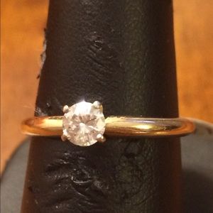 1/4 carat diamond solitaire ring