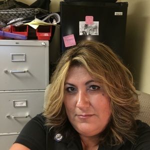 Meet your Posher, Myrna