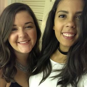 Meet your Posher, Hajar