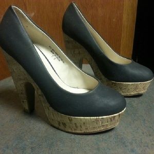 Women high heel shoes