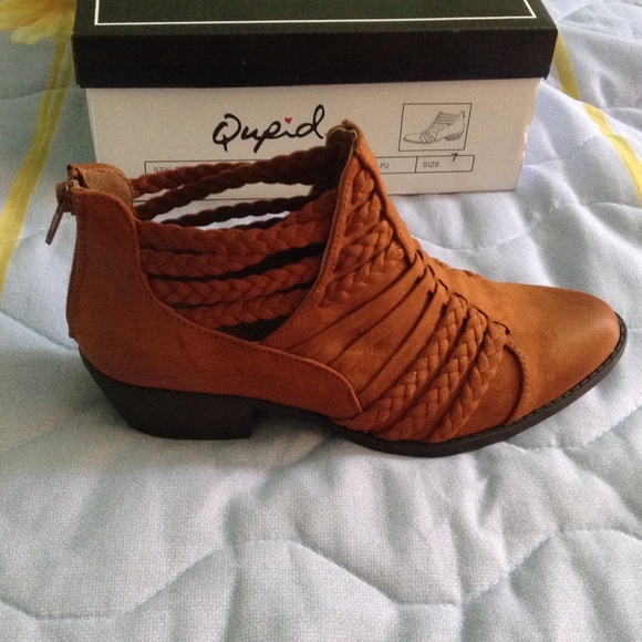 Chestnut bootie - Picture 2 of 4