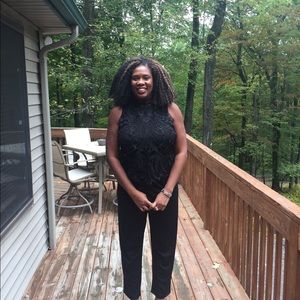 Meet your Posher, Laura