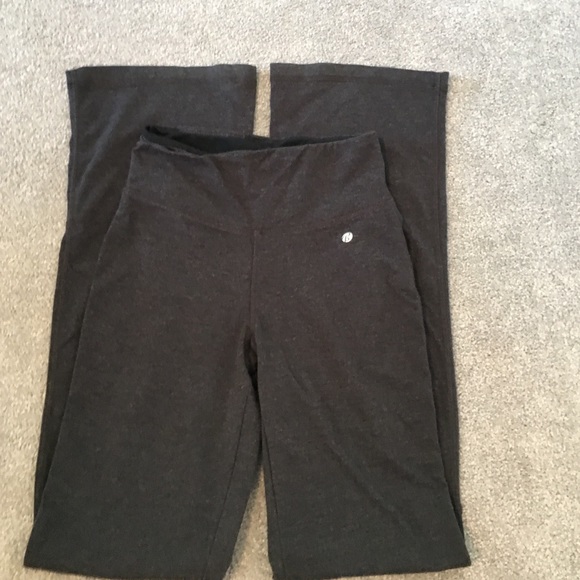 Bally Total Fitness leggings