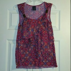 Beautiful sleeveless top