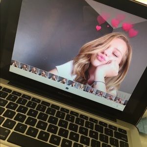 Meet your Posher, Brooke