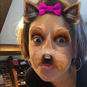 Meet your Posher, Adelina