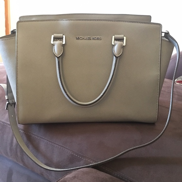 Michael Kors Purse