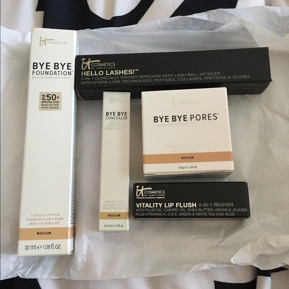 iT cosmetics 5pc Set Medium color (new)