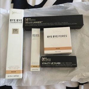 iT cosmetics 5pc Set Medium color (new)