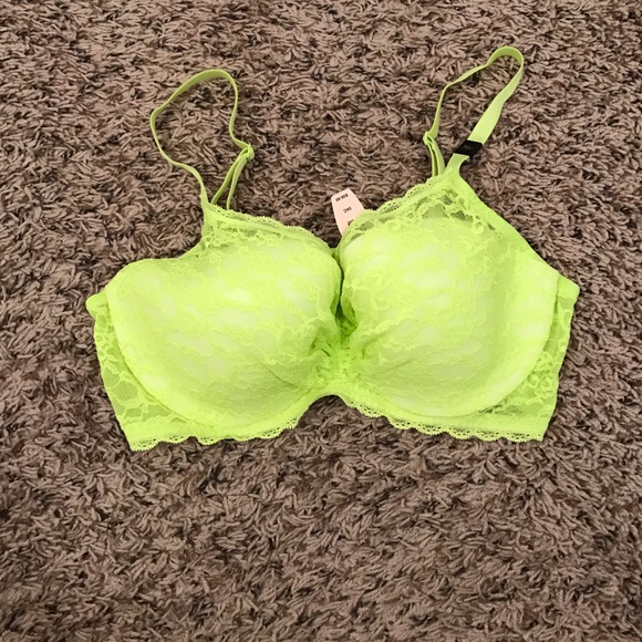 NWT Victoria Secret Bra
