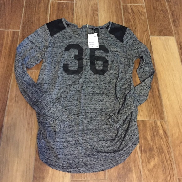 H&M maternity shirt