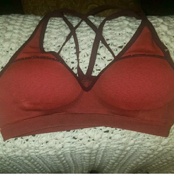 Pink Victoria Secret sports bra
