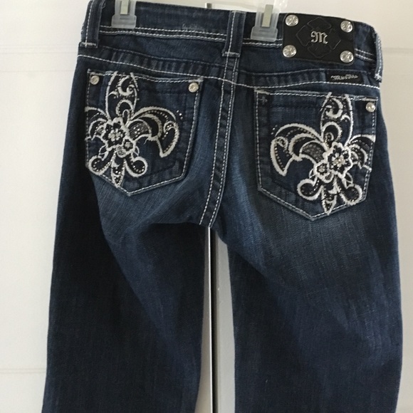 SOLD - Picture 1 of 3