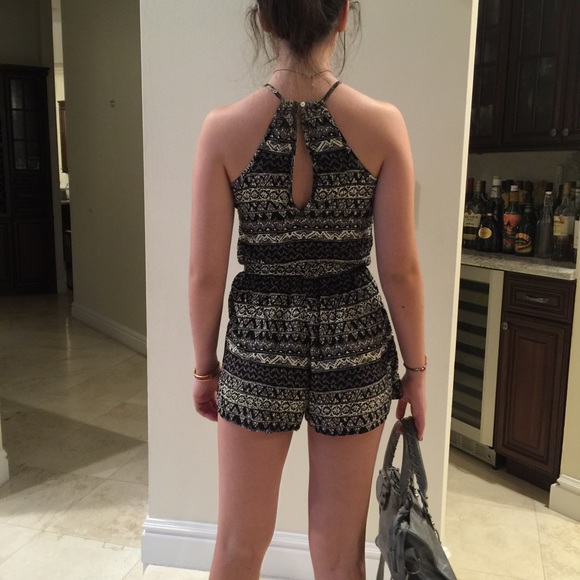 Tribal Print Romper - Picture 3 of 4