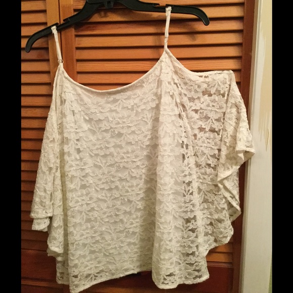 Donate 6/9 LAST CHANCE!crochet batwing embrace - Picture 3 of 4