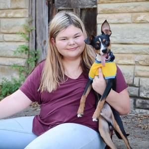 Meet your Posher, Courtney renee