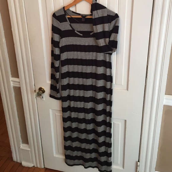 New! H&M long-sleeved striped maxi