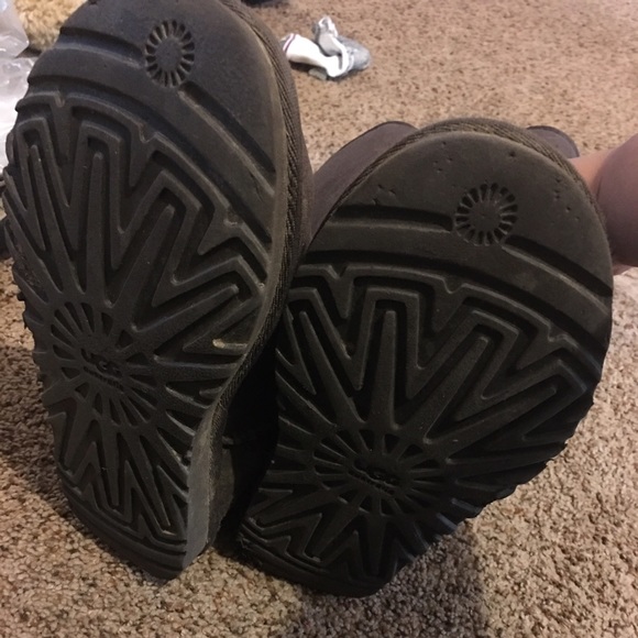 Chocolate Uggs - Picture 2 of 3