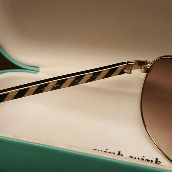 (❌🚫SOLD🚫❌)Kate Spade Sunglasses **Special Item** - Picture 3 of 3