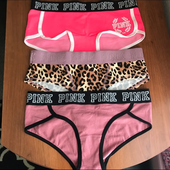3 NWT PINK SMALL LOGO PANTIES