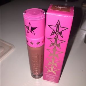 Jeffree star liquid lipstick:Gemini