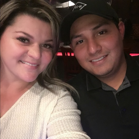 Meet your Posher, Kyrie - Picture 2 of 7