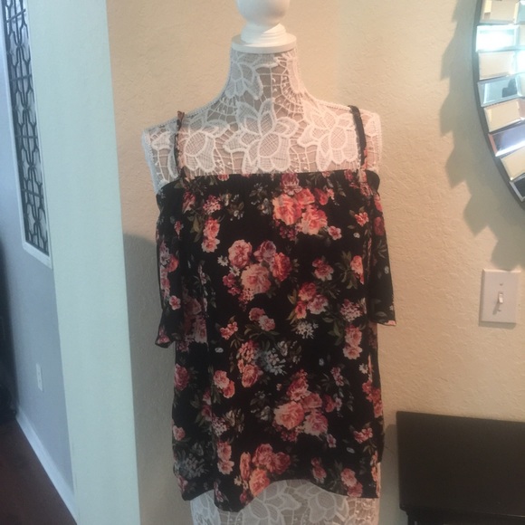 Rose off the shoulder blouse