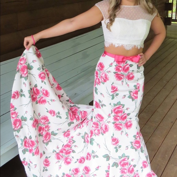 Sherri Hill 2 PC Style 50421 Size 6