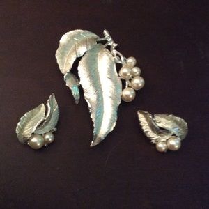 Brooch and earrings