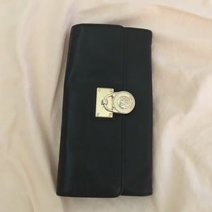 Michael kors clutch