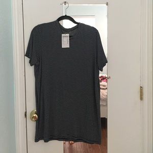 BRANDY MELVILLE never worn t-shirt dress!