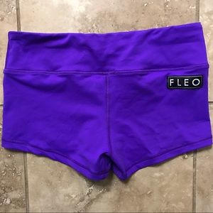 Fleo CrossFit booty shorts size medium
