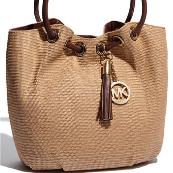 FREE ITEM WITH ANY PURCHASE