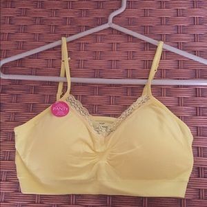 Sports Bra/Bralette Dance, Yoga, Workout (2 in 1)