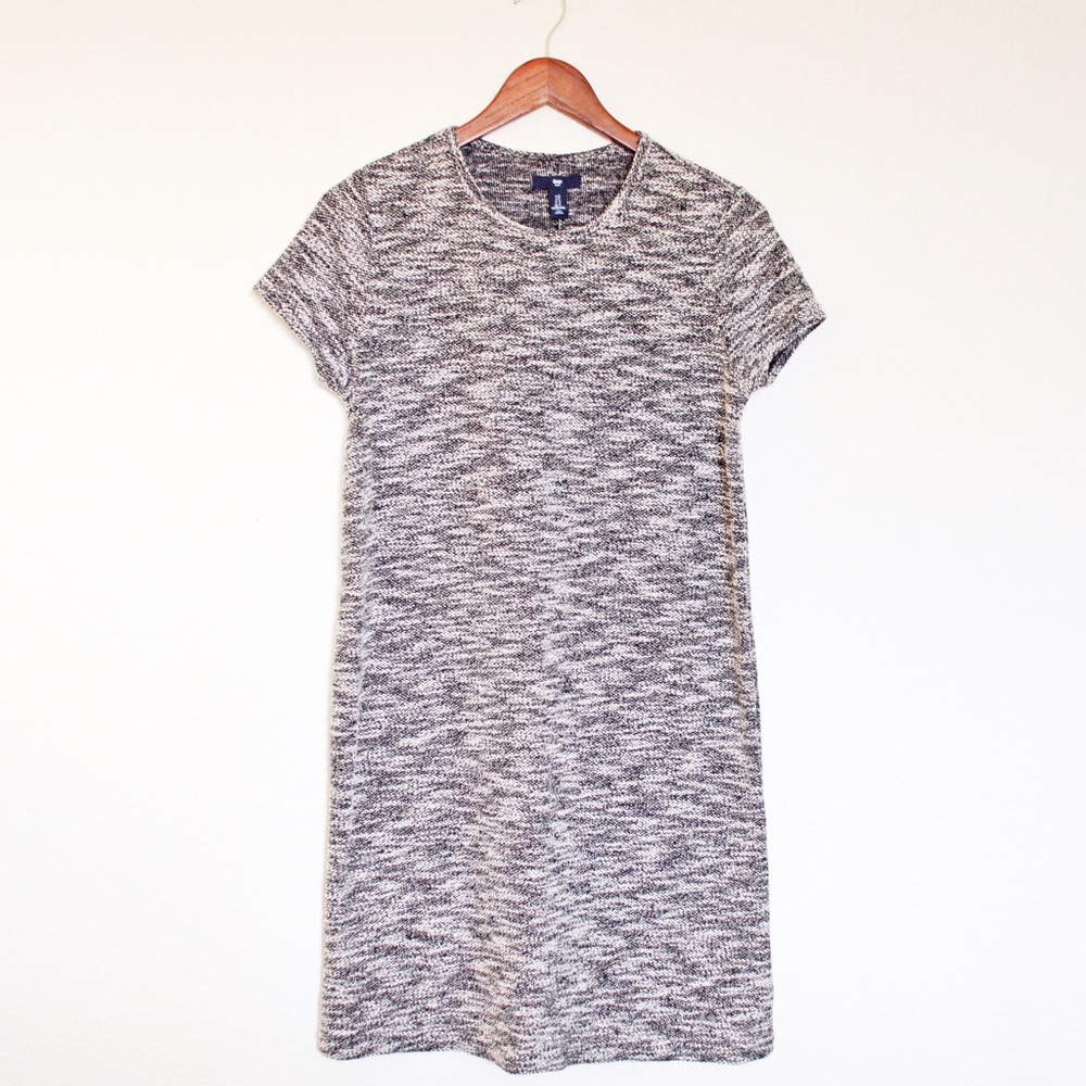 Gap Short Sleeve Black & White Sweater Dress Small