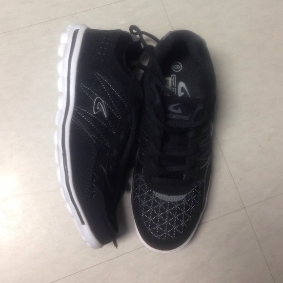 Barely Worn - Black and White Geers Sneakers