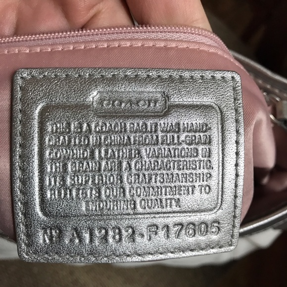 Coach - Picture 3 of 4