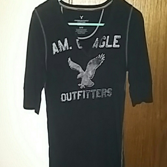 American eagle half sleeve shirt